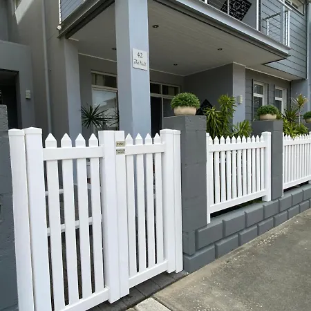 The Hutt On Mandurah Marina Apartment Exterior photo