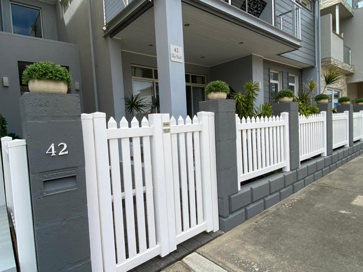 Apartment The Hutt On Marina