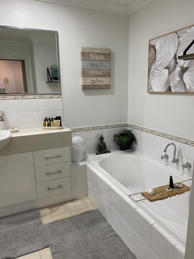 Apartment The Hutt On Marina Mandurah